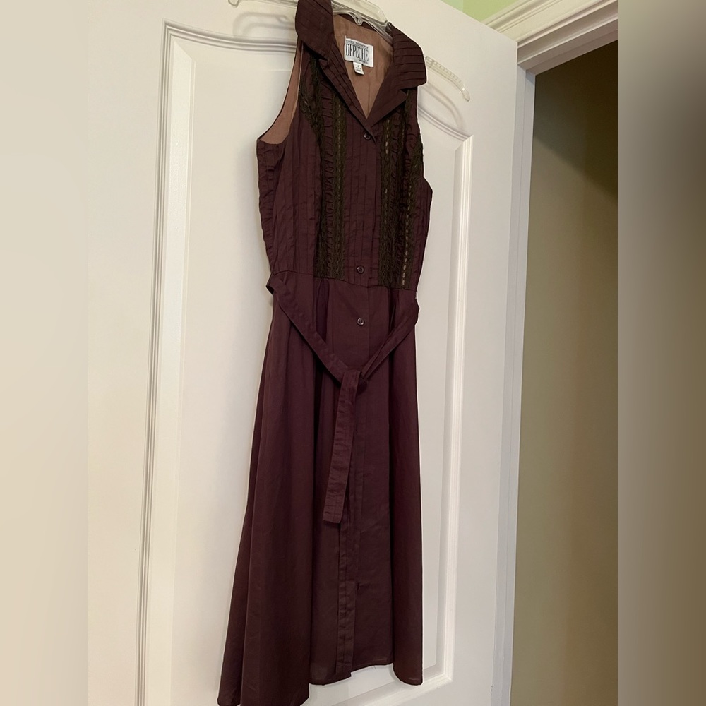 Brown sleeveless dress with tie, size 4